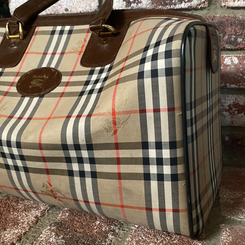 VINTAGE Burberry’s Nova Check Duffle/Travel Bag - Picture 5 of 17